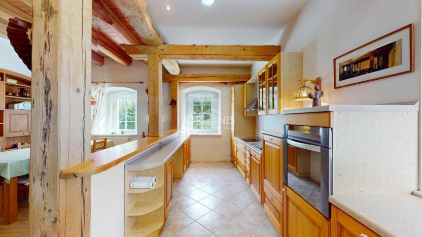 Prodej vícegeneračního domu, Okounov - Oslovice, 600 m2