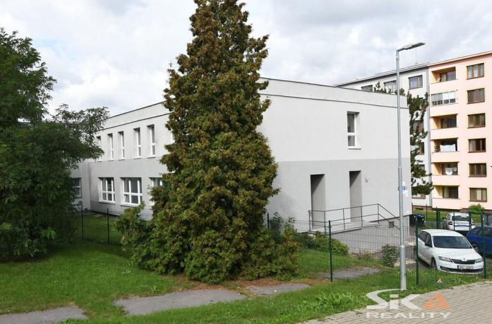 Pronájem komerční nemovitosti, Louny, Kosmonautů, 143 m2