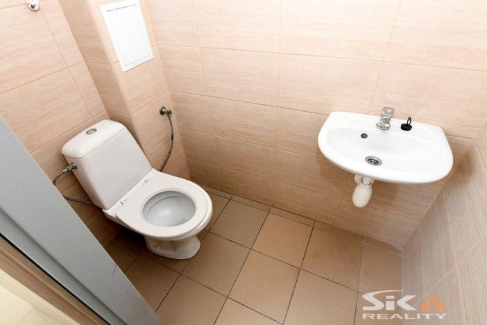 Pronájem komerční nemovitosti, Louny, Kosmonautů, 143 m2