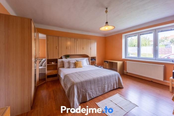 Prodej rodinného domu, Medlice, 285 m2