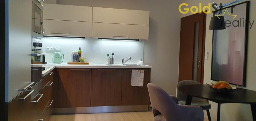 Prodej bytu 2+kk, Praha - Střížkov, Makedonská, 53 m2