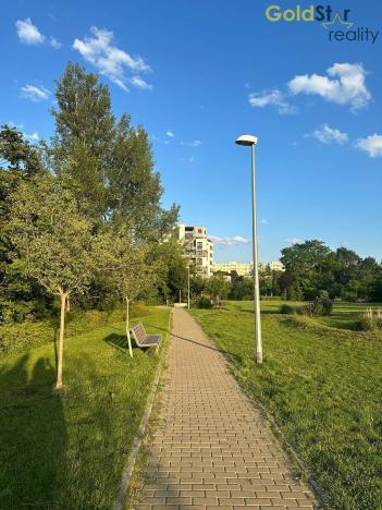 Prodej bytu 2+kk, Praha - Střížkov, Makedonská, 53 m2