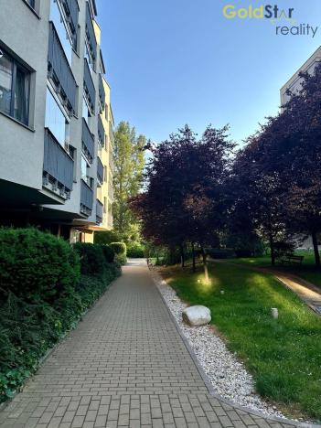 Prodej bytu 2+kk, Praha - Střížkov, Makedonská, 53 m2