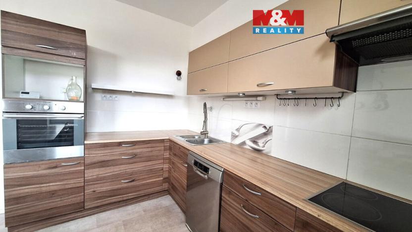 Pronájem bytu 4+1, Nový Bor, Sklářská, 100 m2