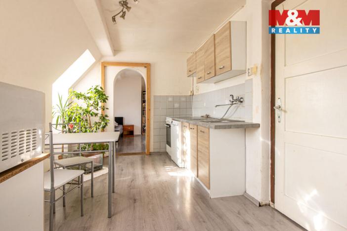 Prodej bytu 2+1, Cvikov - Cvikov II, Komenského, 48 m2