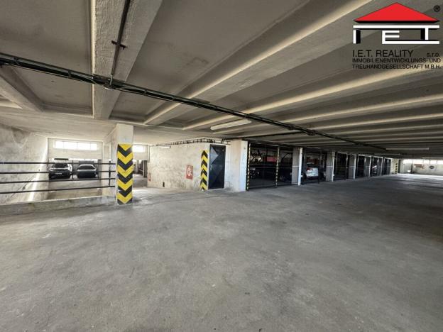 Pronájem garáže, Brno - Královo Pole, Herčíkova, 13 m2