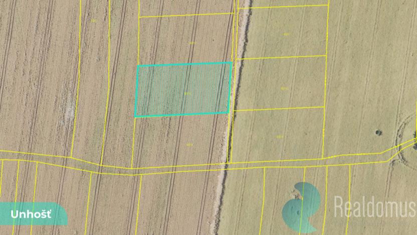 Prodej podílu 1/2 pole, Unhošť, 1581 m2