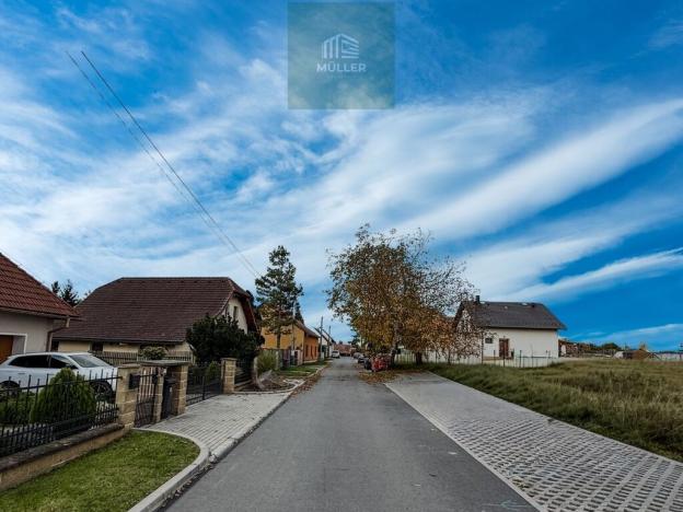 Prodej pozemku pro bydlení, Chlumčany, Na Výsluní, 1254 m2