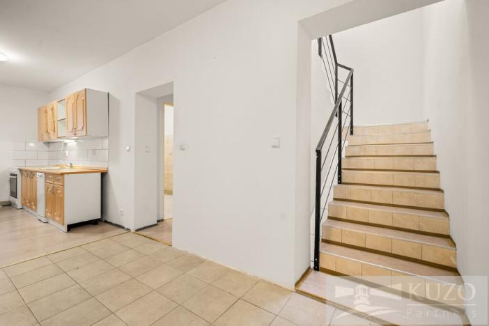 Prodej bytu 3+kk, Byšice, B. Němcové, 122 m2