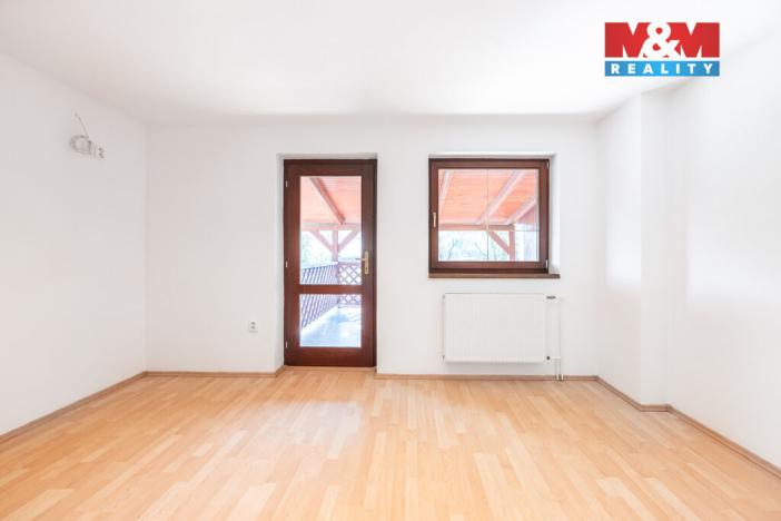 Prodej obchodního prostoru, Velká nad Veličkou, 187 m2