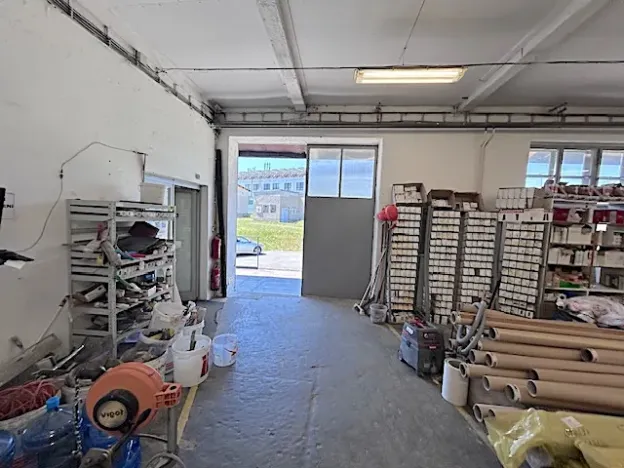 Pronájem obchodního prostoru, Plzeň, Hřbitovní, 730 m2