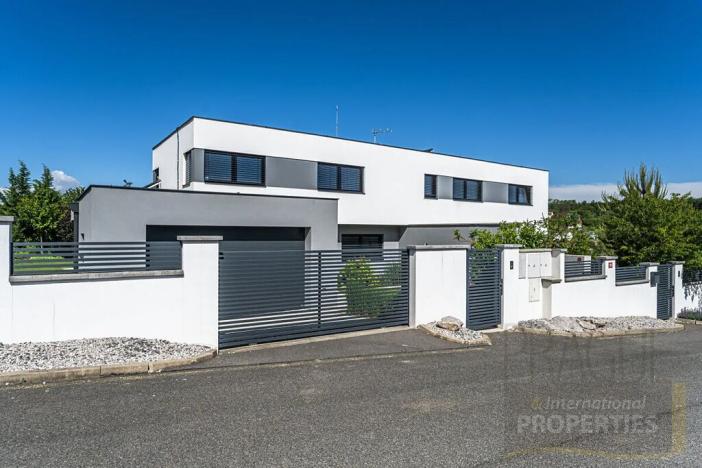 Prodej rodinného domu, Tuchoměřice, 497 m2