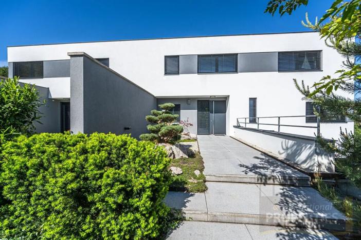 Prodej rodinného domu, Tuchoměřice, 497 m2