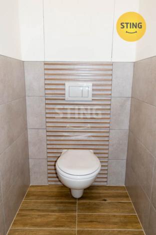 Pronájem bytu 2+kk, Ostrava, Poštulkova, 63 m2