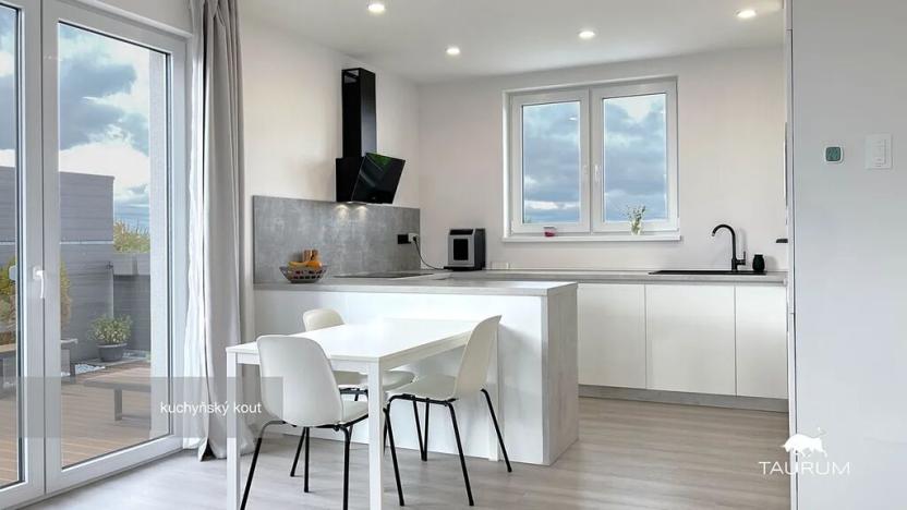 Prodej bytu 4+kk, Vochov, 81 m2