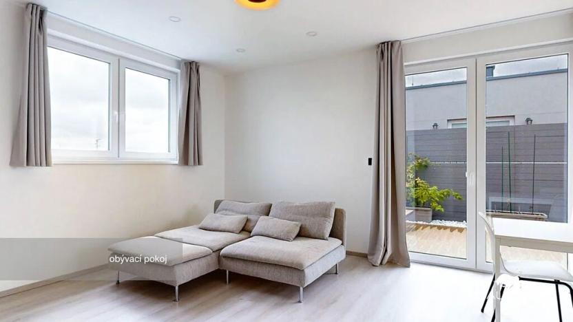 Prodej bytu 4+kk, Vochov, 81 m2