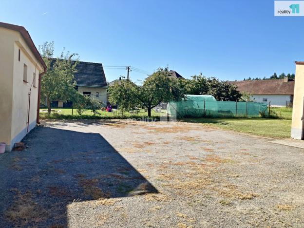 Prodej komerční nemovitosti, Dolce, 471 m2