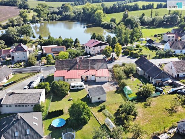 Prodej komerční nemovitosti, Dolce, 471 m2