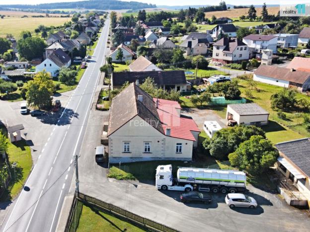 Prodej komerční nemovitosti, Dolce, 471 m2