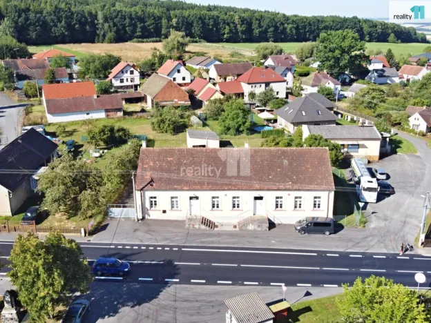 Prodej komerční nemovitosti, Dolce, 471 m2