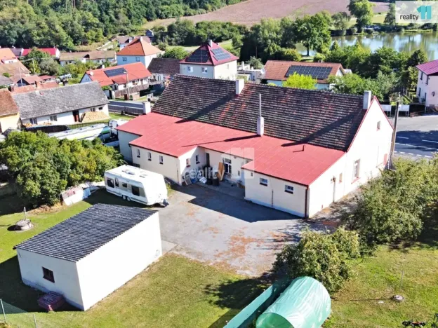 Prodej komerční nemovitosti, Dolce, 471 m2