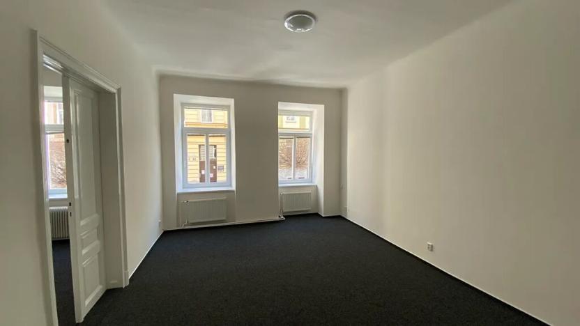 Pronájem bytu 3+kk, Brno, Ptašínského, 78 m2