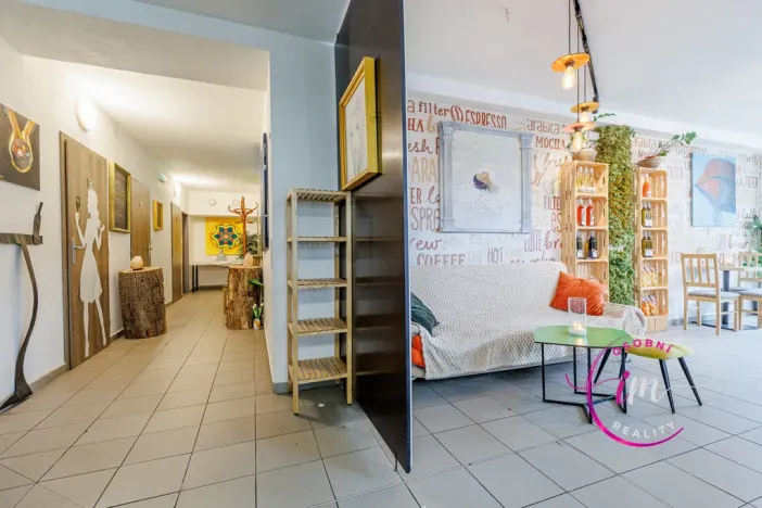 Prodej obchodního prostoru, Jihlava - Horní Kosov, Buková, 242 m2