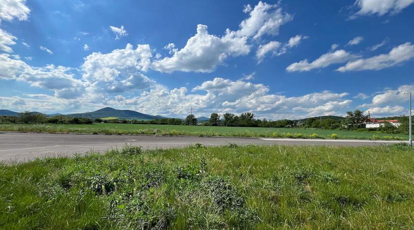 Prodej pozemku, Píšťany, 852 m2