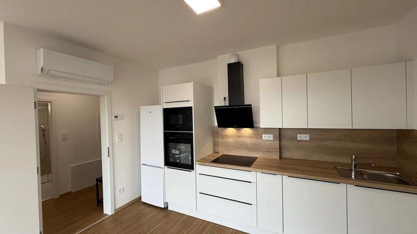 Pronájem bytu 1+kk, Přerov, Čechova, 39 m2