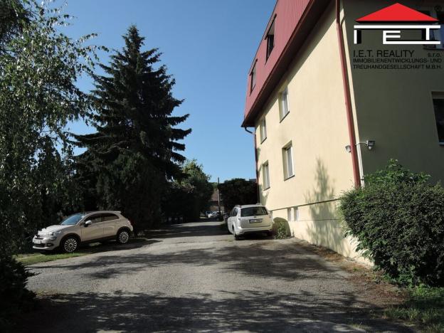 Pronájem bytu 1+1, Panenské Břežany, Družstevní, 38 m2