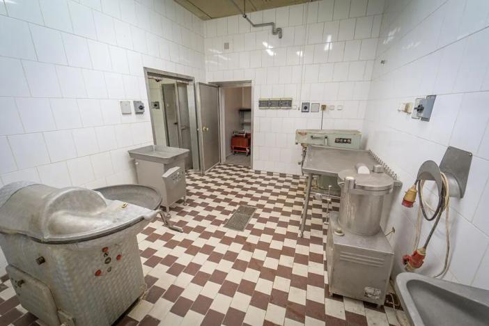 Prodej výrobních prostor, Jaroměř, 871 m2