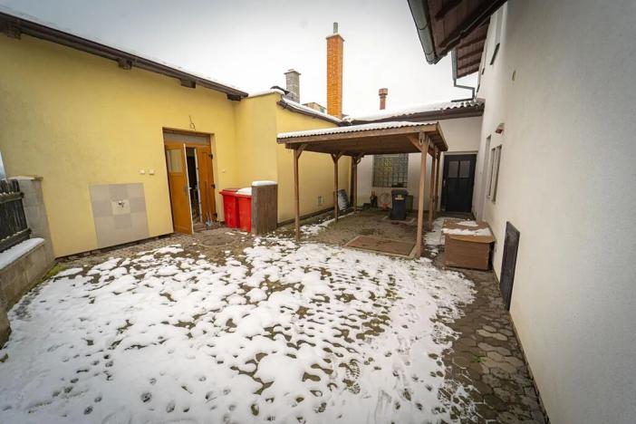 Prodej výrobních prostor, Jaroměř, 871 m2