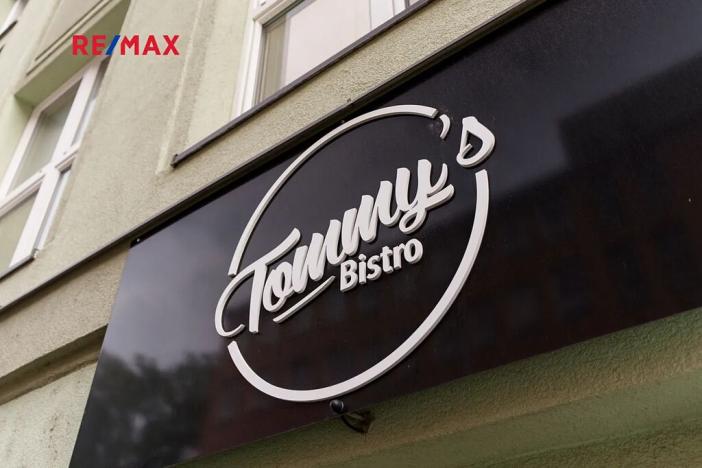 Pronájem restaurace, Praha - Smíchov, Křížová, 236 m2