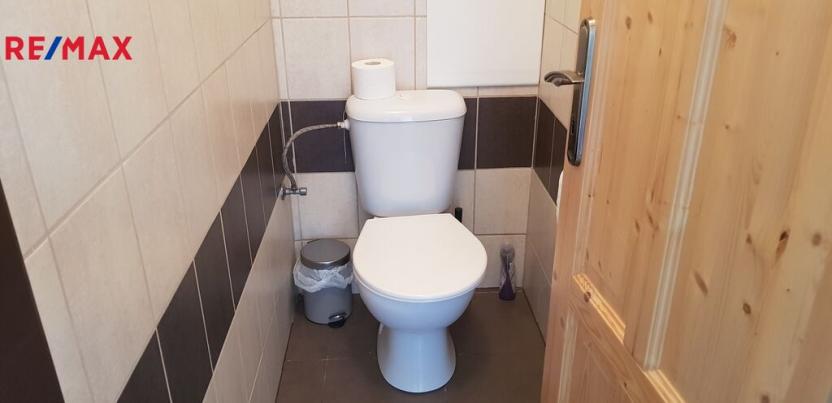 Pronájem bytu 1+kk, Hradec Králové - Nový Hradec Králové, Pod Zámečkem, 48 m2