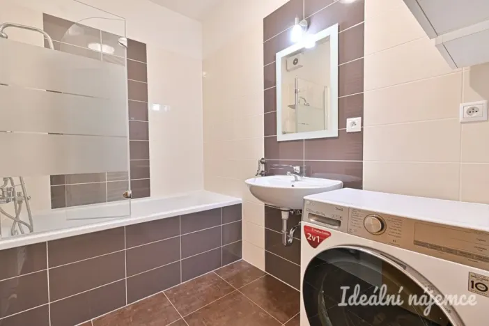 Pronájem bytu 2+kk, Brno, Říčanská, 47 m2