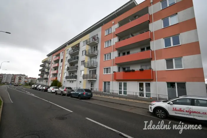 Pronájem bytu 2+kk, Brno, Říčanská, 47 m2