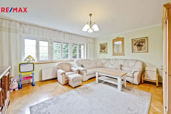 Prodej rodinného domu, Suchdol - Vysoká, 256 m2