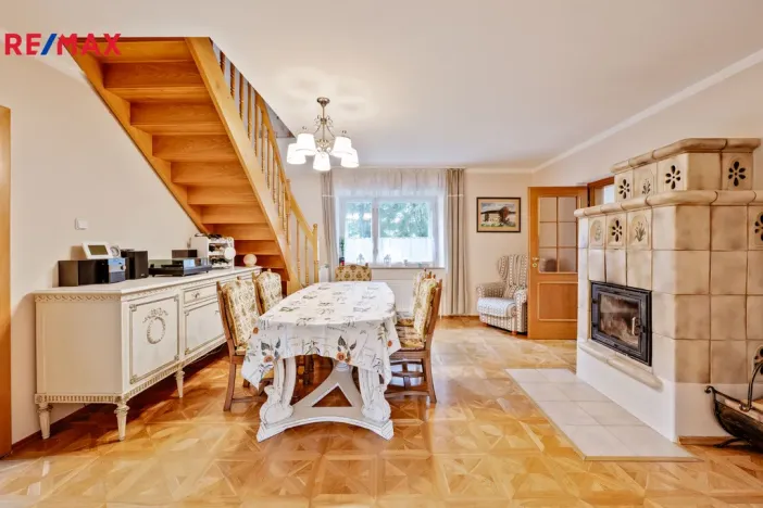 Prodej rodinného domu, Suchdol - Vysoká, 256 m2