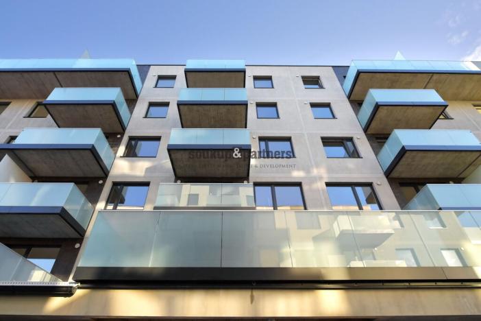 Prodej bytu 2+kk, Praha, Návarovská, 61 m2
