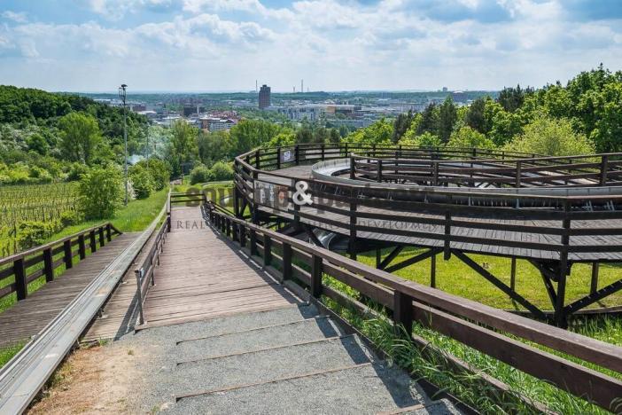 Prodej bytu 2+kk, Praha, Návarovská, 61 m2