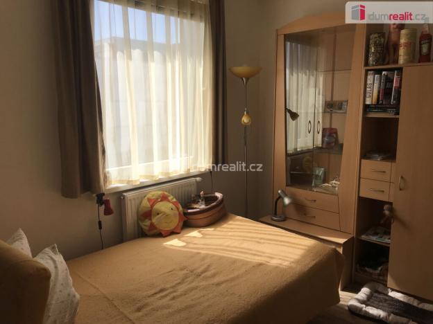 Pronájem bytu 1+kk, Praha - Černý Most, Bryksova, 33 m2