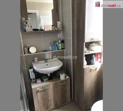 Pronájem bytu 1+kk, Praha - Černý Most, Bryksova, 33 m2