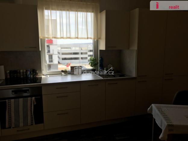 Pronájem bytu 1+kk, Praha - Černý Most, Bryksova, 33 m2