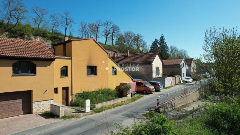 Prodej rodinného domu, Neuměřice, 150 m2