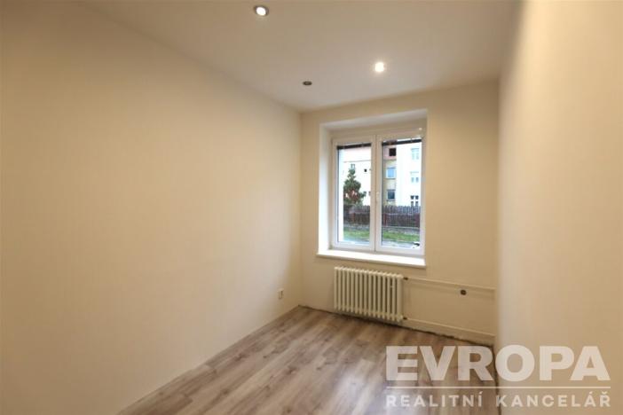 Prodej bytu 3+kk, Pardubice - Zelené Předměstí, Železničního pluku, 70 m2