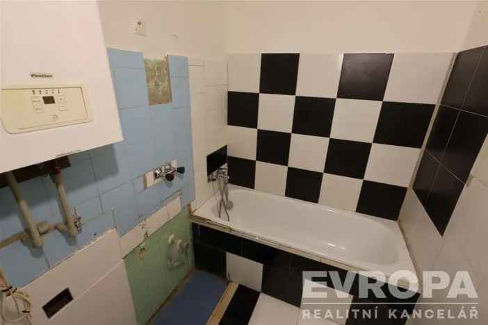 Prodej bytu 3+kk, Pardubice - Zelené Předměstí, Železničního pluku, 70 m2