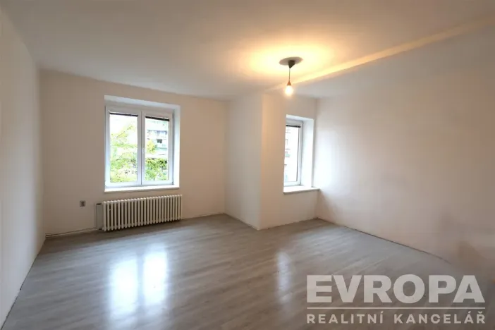 Prodej bytu 3+kk, Pardubice - Zelené Předměstí, Železničního pluku, 70 m2