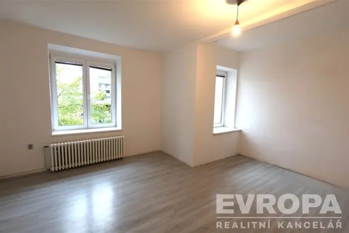 Prodej bytu 3+kk, Pardubice - Zelené Předměstí, Železničního pluku, 70 m2