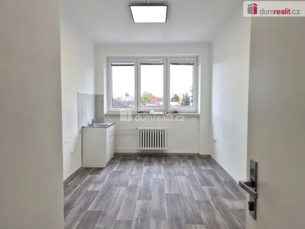 Pronájem komerční nemovitosti, České Budějovice, Na Zlaté stoce, 13 m2