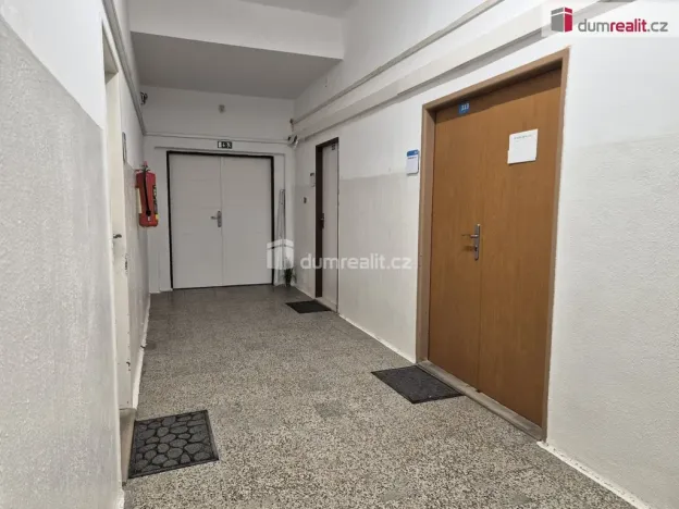 Pronájem komerční nemovitosti, České Budějovice, Na Zlaté stoce, 13 m2